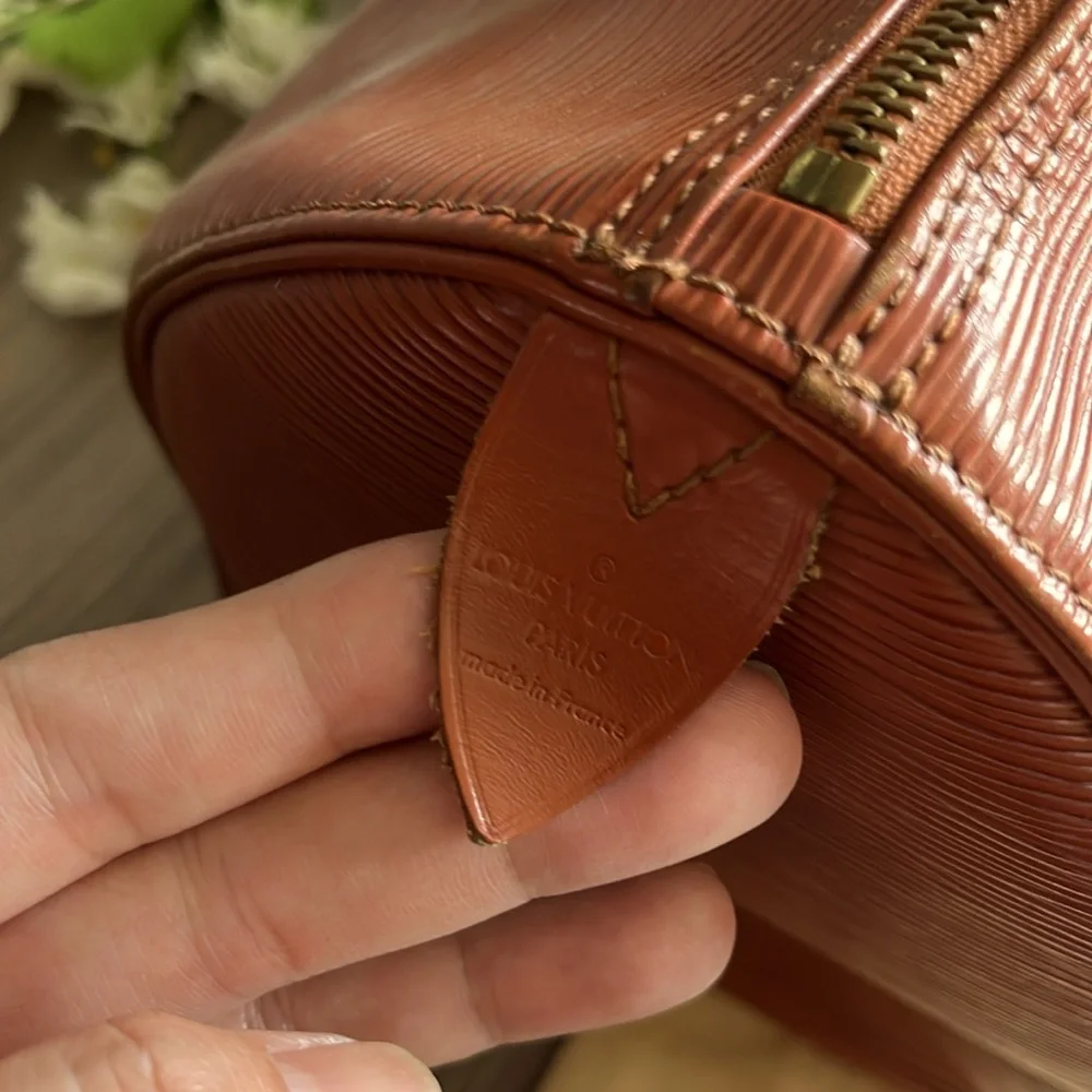 Louis Vuitton Epi Speedy 30 Brown - Picture 6 of 13